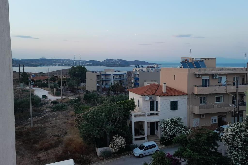Lavrio 1Bdr Penthouse 7 Min On Foot From The Port Apartment Exterior photo